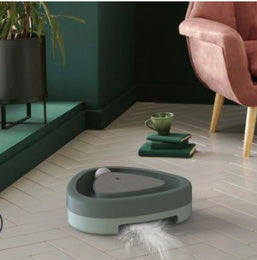 Smart Spinning Triangle Cat Toy for Endless Feline Fun